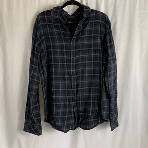 Rails Long Sleeve Casual BUtton-Down Shirt in Navy Size L NWT